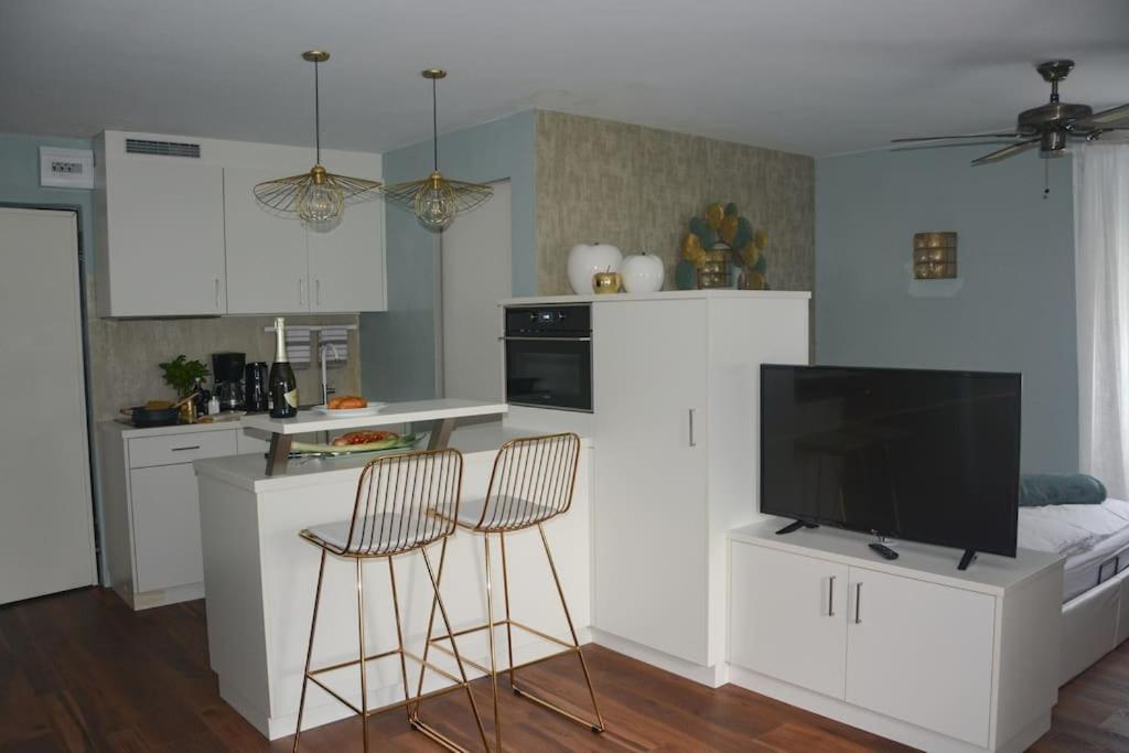 Moderne Ferienwohnung ميرانو المظهر الخارجي الصورة